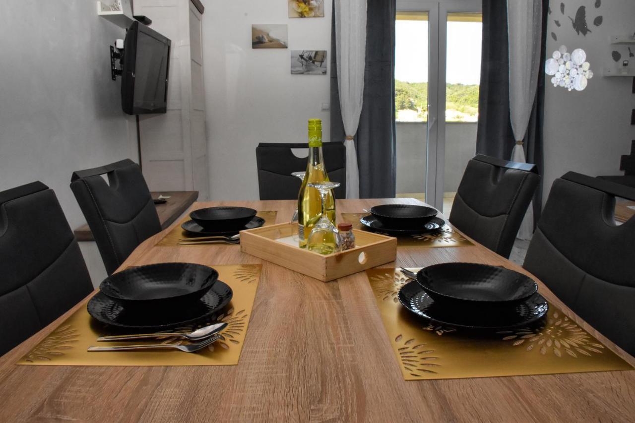 Apartman Belisima Deluxe Supetarska Draga Eksteriør bilde