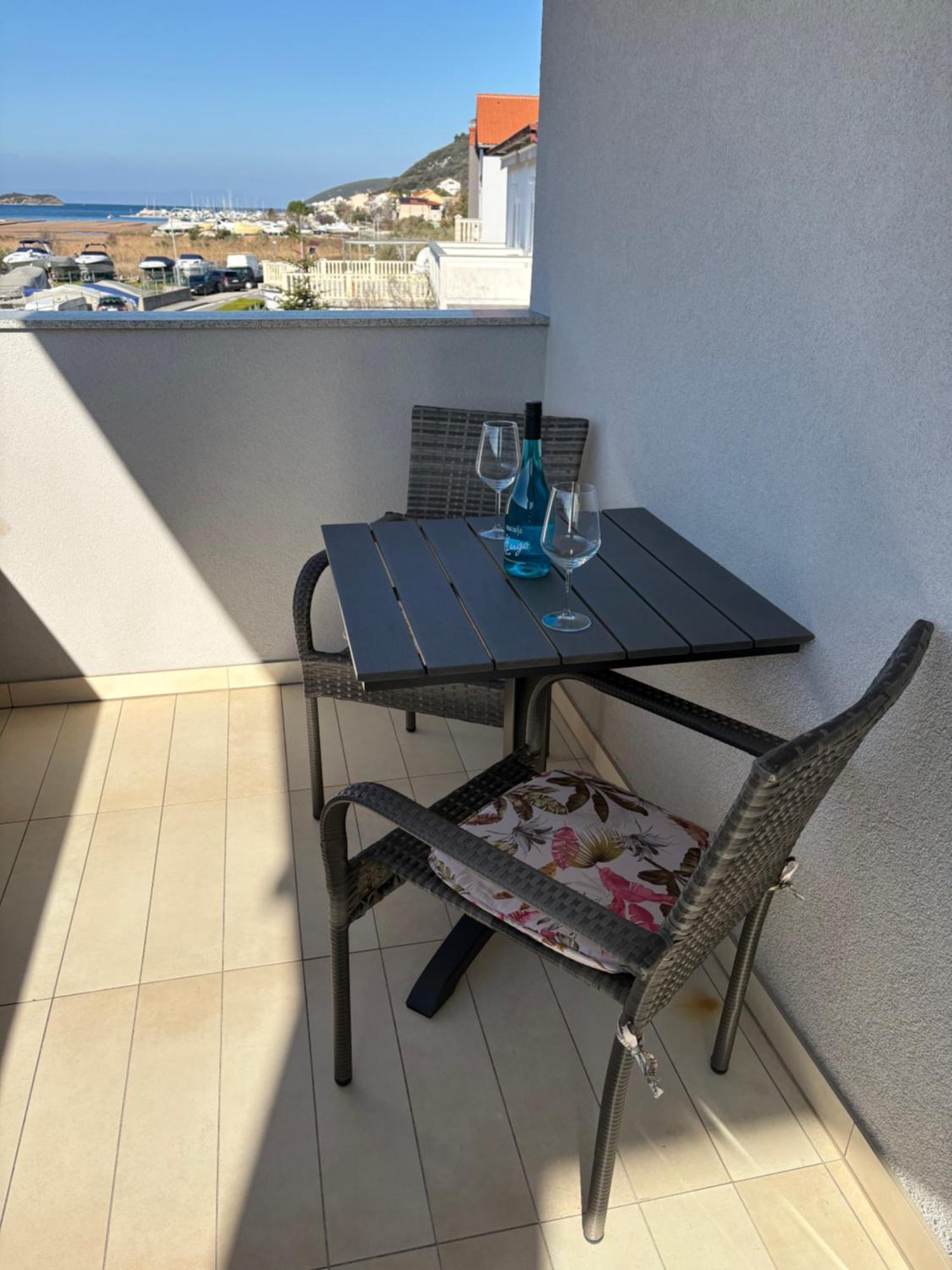Apartman Belisima Deluxe Supetarska Draga Eksteriør bilde